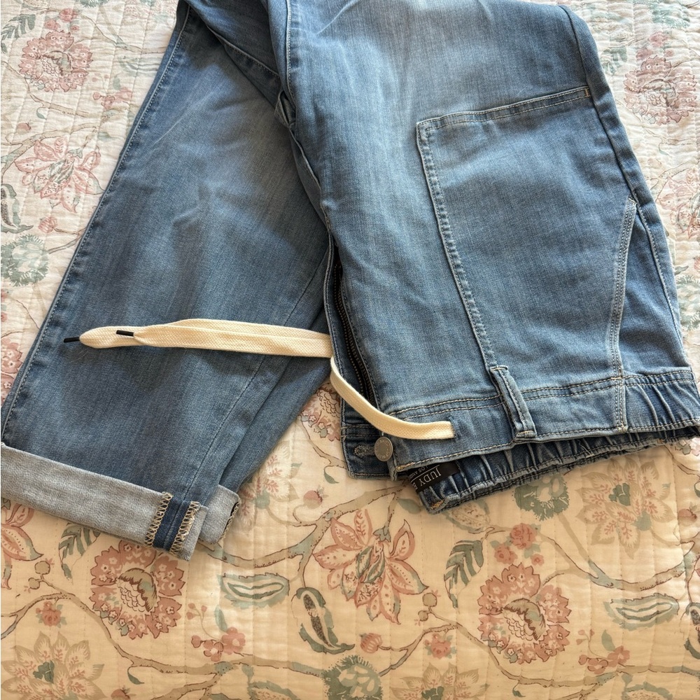 Judy Blue Light Blue Straight Leg Jeans